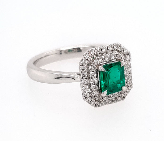 18ct White Gold Emerald And Diamond Ring 2