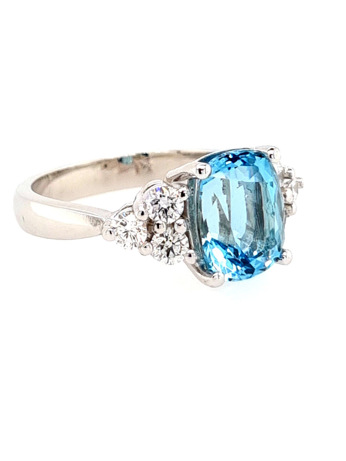 Platinum Aquamarine And Diamond Ring 2