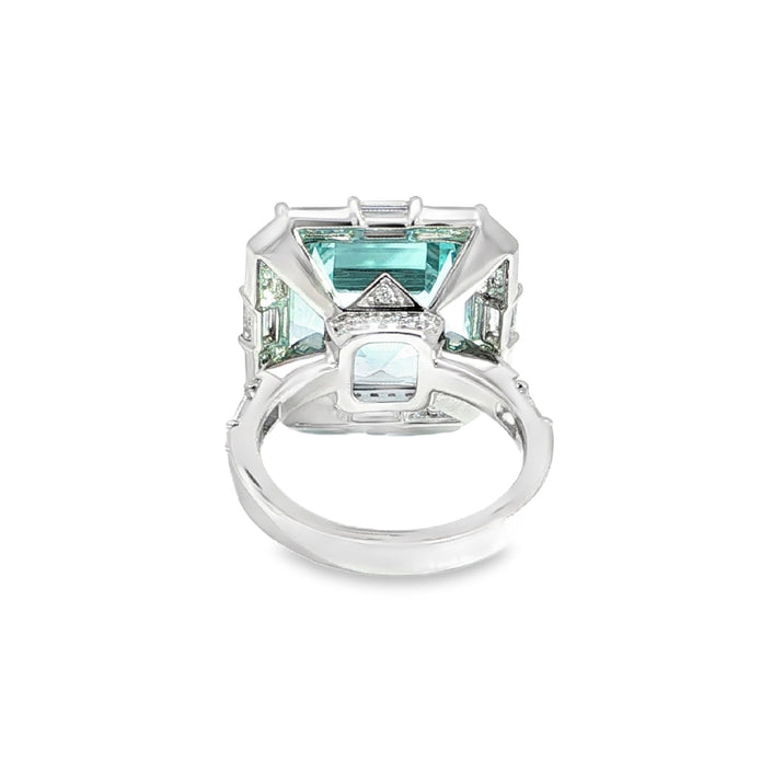 Platinum Aquamarine And Diamond Ring 3