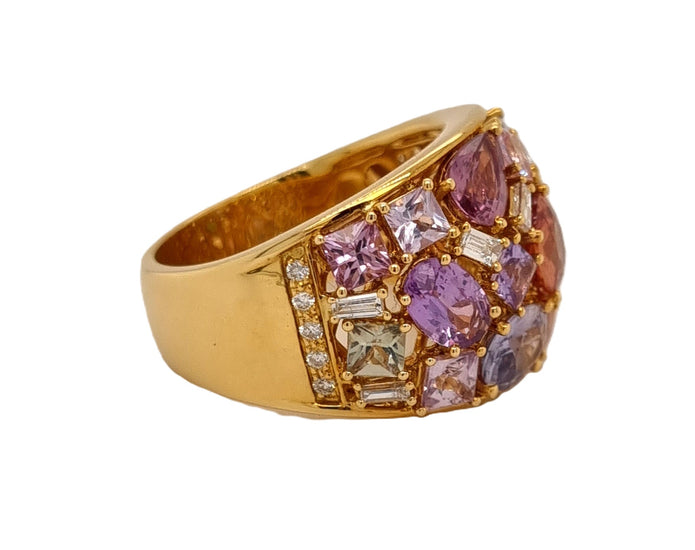 18ct Yellow Gold Sapphire & Diamond Ring