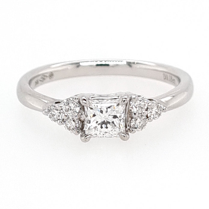 18ct White Gold Princess Cut Diamond Ring