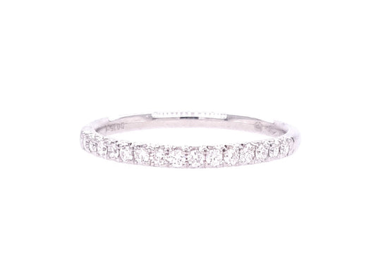 18ct White Gold Diamond Ring 8