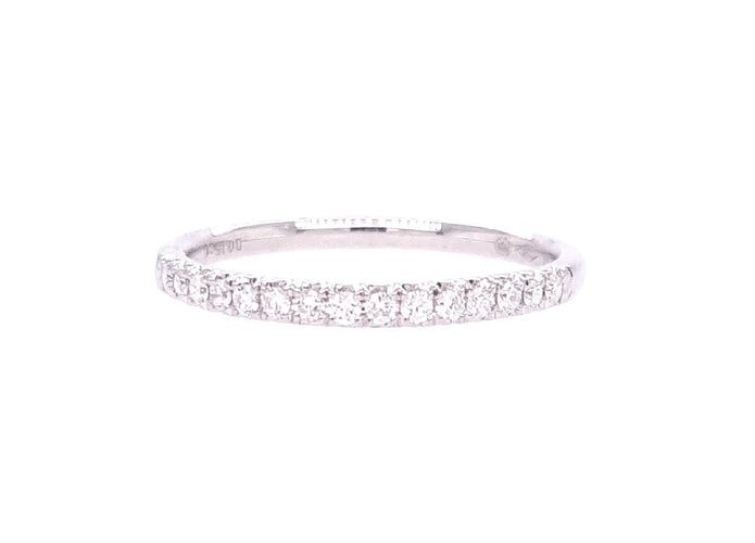 18ct White Gold Diamond Ring 8