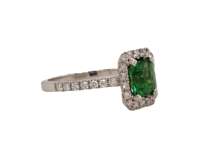 18ct White Gold Savourite Garnet And Diamond Ring