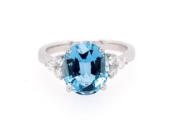 Platinum Aquamarine And Diamond Ring