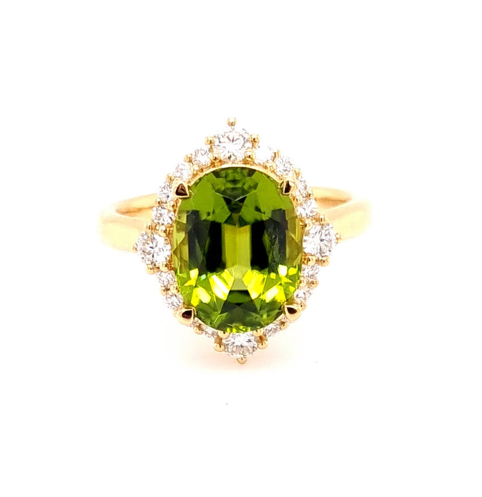 18ct Yellow Gold Peridot And Diamond Ring
