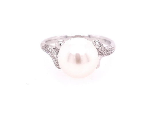 18ct White Gold South Sea Pearl And Diamond Ring 2