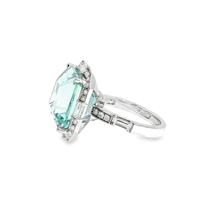 Platinum Aquamarine And Diamond Ring 3