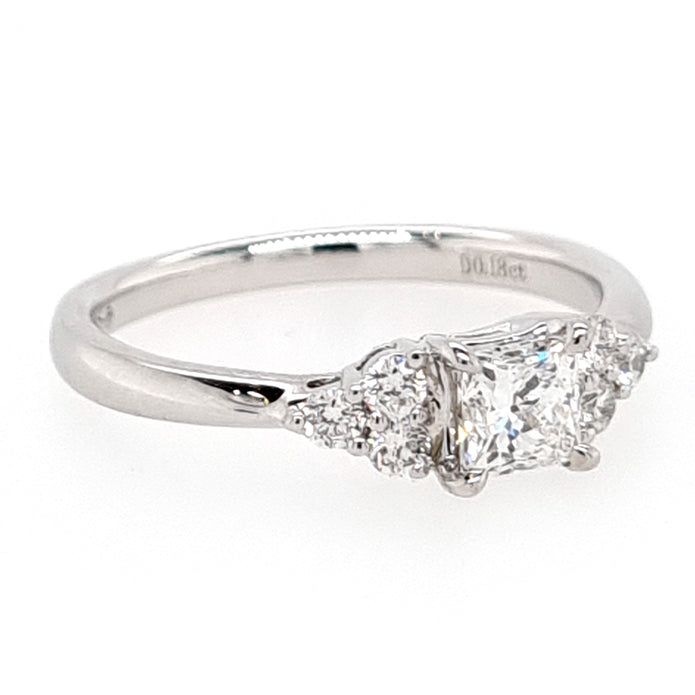 18ct White Gold Princess cut Diamond Ring