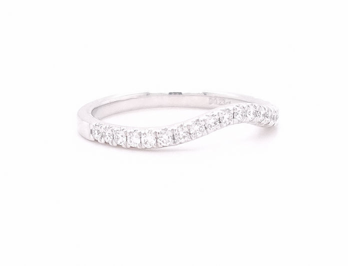 18ct White Gold Diamond Ring